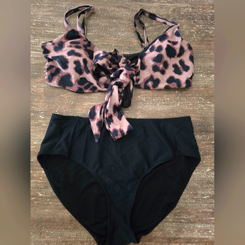 New York & Company Leopard Bikini Set